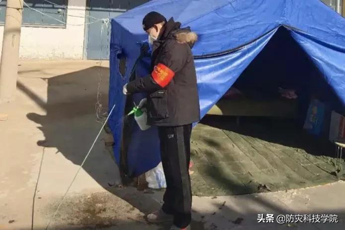 奉献微薄之力抗击疫情,奉献精神抗击疫情