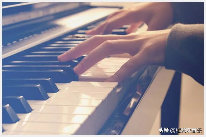 为什么钢琴专业不考级,钢琴走专业路线必须要考完十级吗