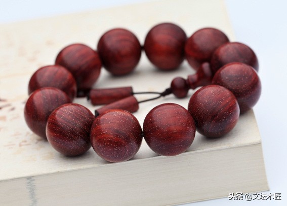 紫檀手串能不能直接玩,紫檀手串的寓意和象征