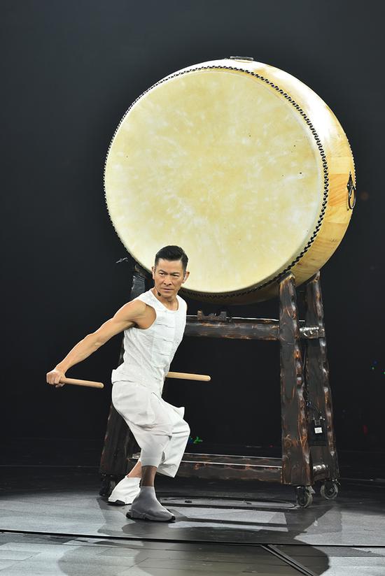 刘德华出道30周年红馆演唱会,刘德华2019红馆