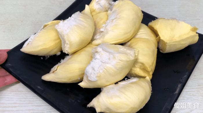 买榴莲别贪便宜,买榴莲千万别买开口的