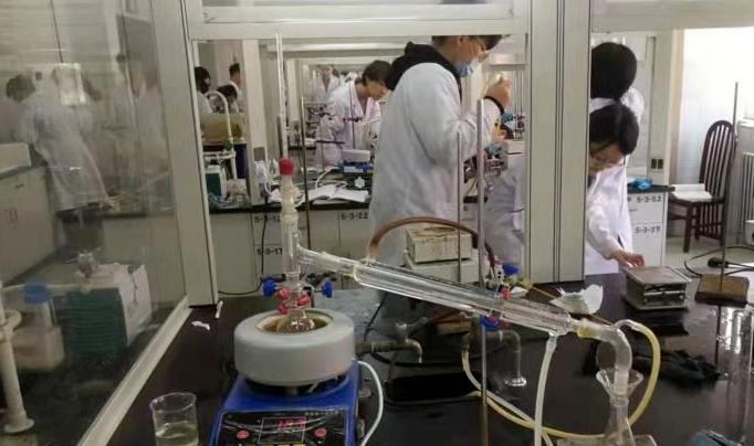 走出4位院士,毕业生赴名校深造!郑州大学化学学院“实力硬核”!