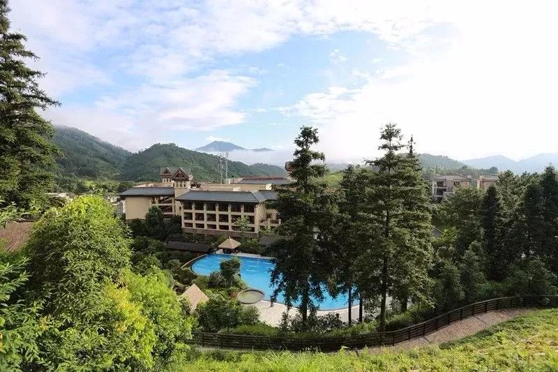 热水温泉度假村内泡温泉,中古温泉高海拔泡温泉