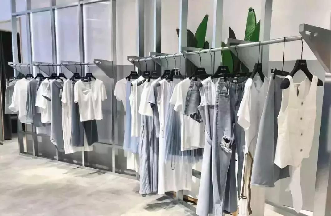 现在开女装店,现在开女装店还有前途吗