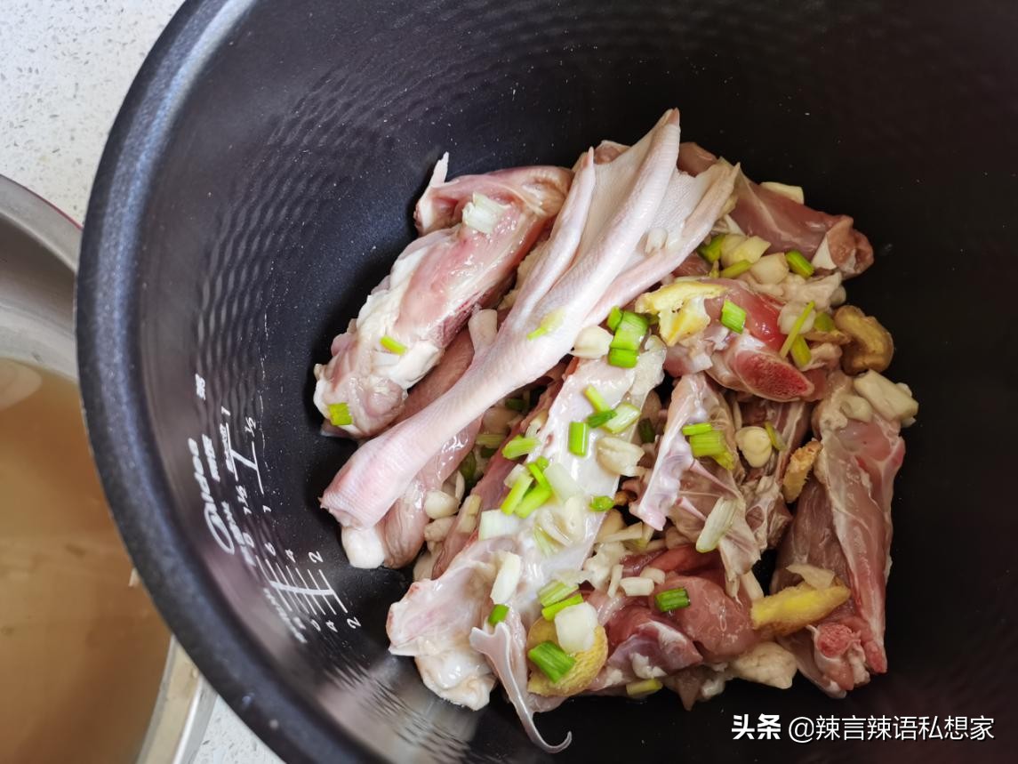 没看错,我用王老吉烧了半只麻鸭,没想到还挺好吃的