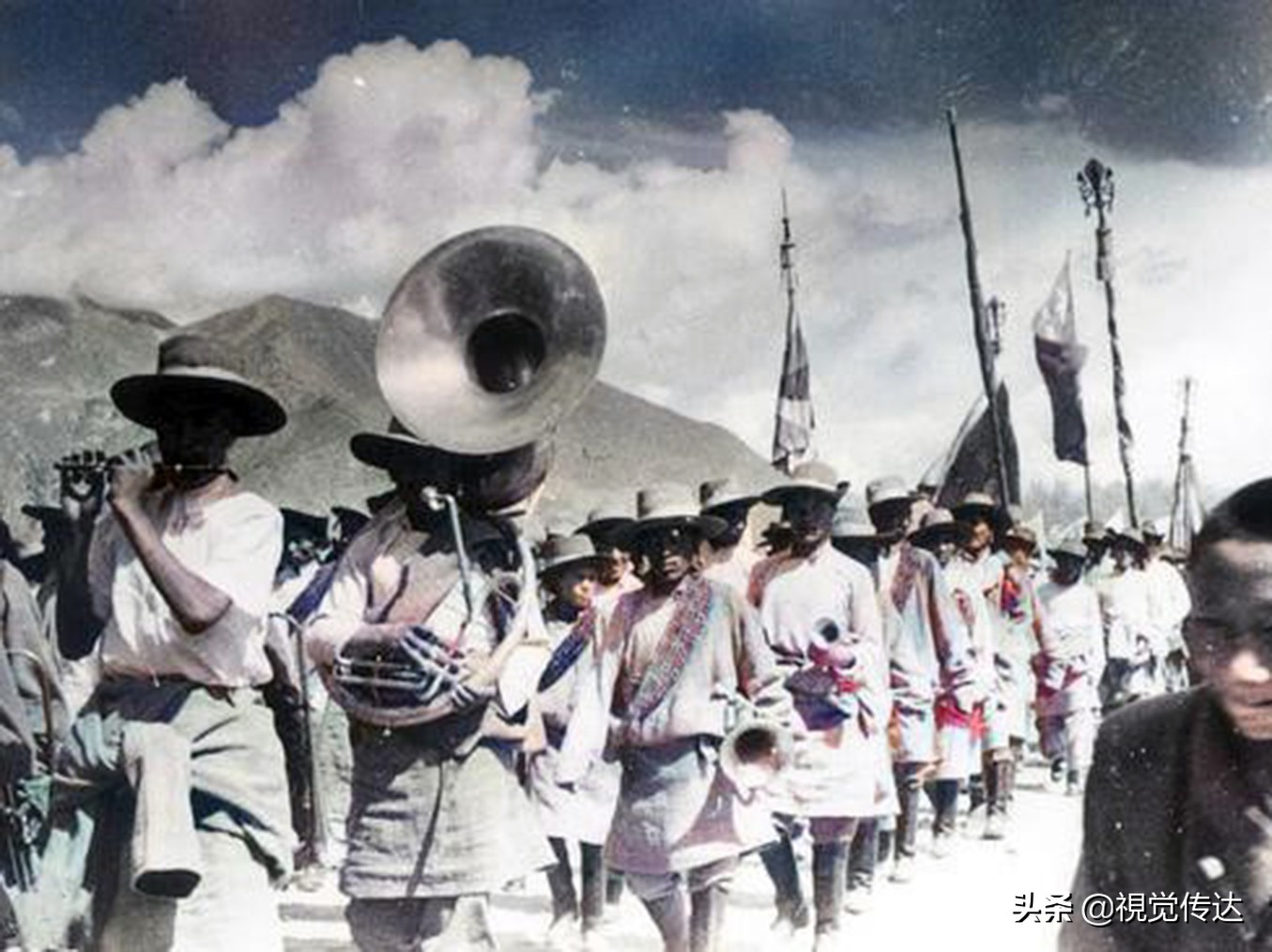 18张令人叹为观止的彩色老照片,令人震撼的65年前西藏高清彩照