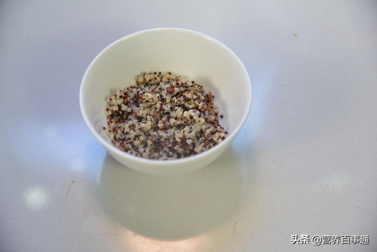 藜麦怎么做减肥效果好,轻盈藜麦蔬菜沙拉