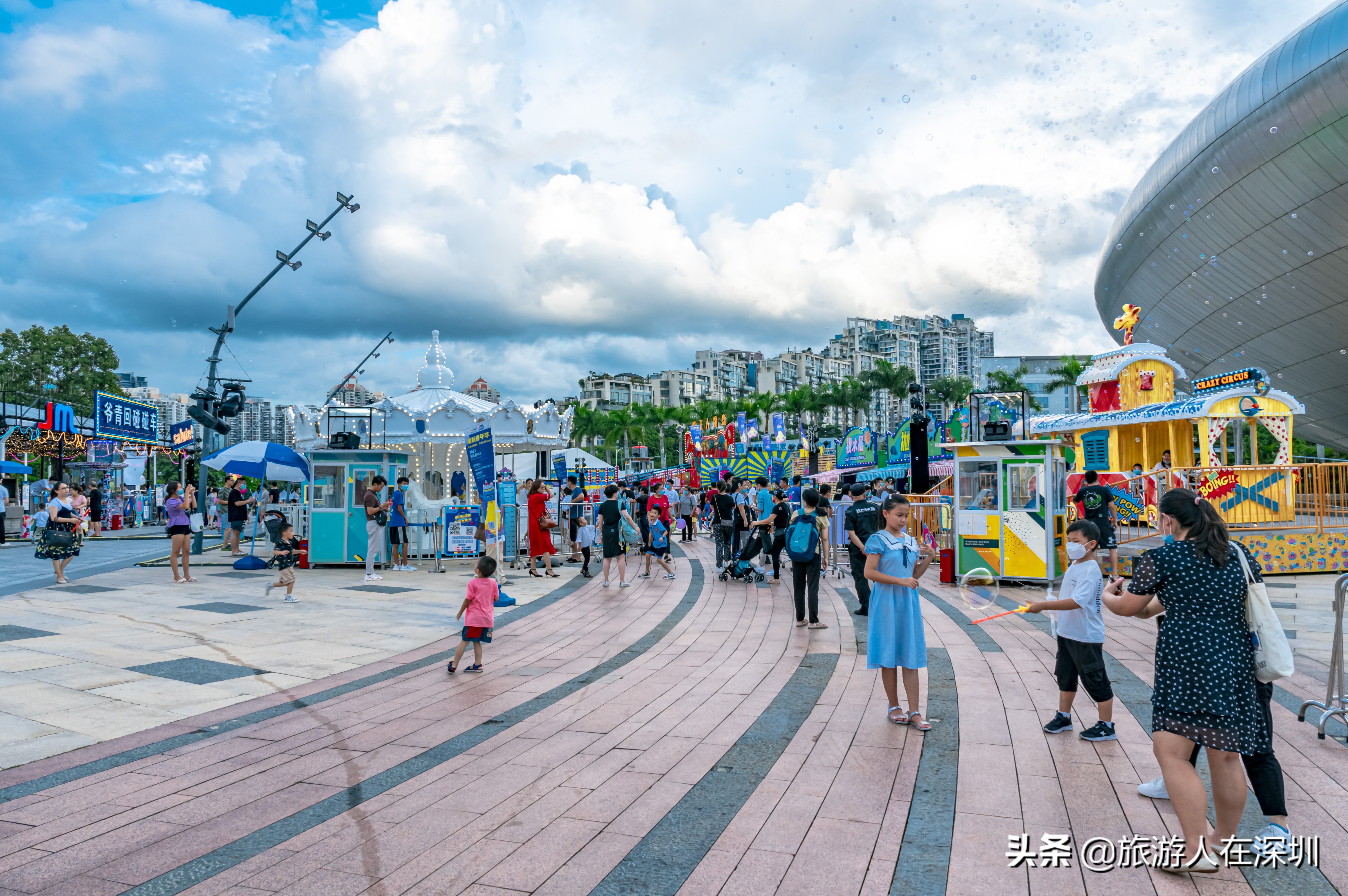 深圳欢乐海岸和欢乐港湾哪个好玩,深圳哪个商业广场最值得逛