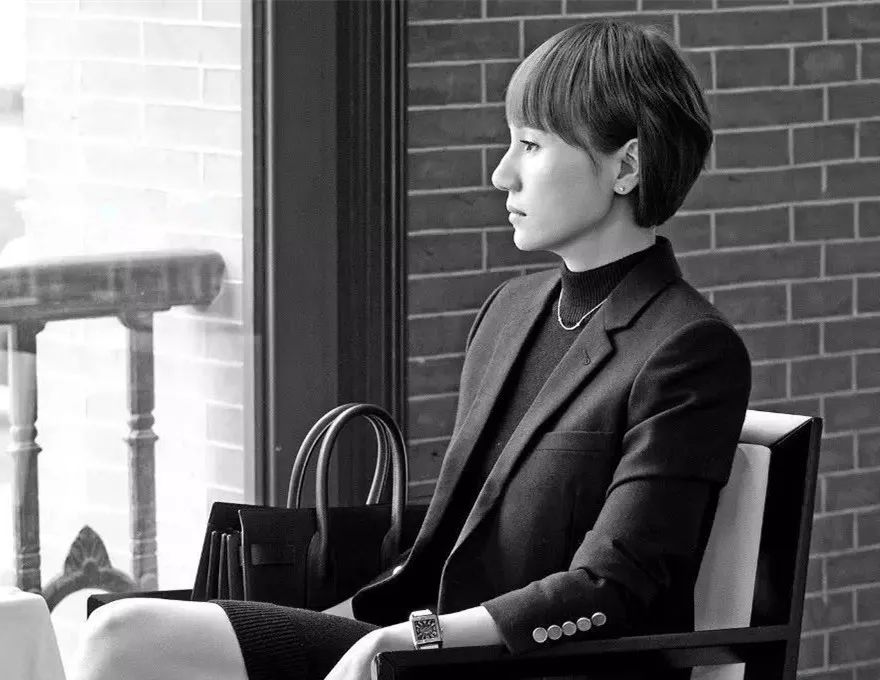 通勤怎么穿才好看,春季通勤怎么穿气质出众呢