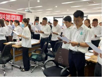 千万级“抢人大战”，龙记的布局你看懂了么？