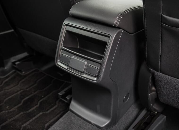 斯巴鲁小型城市suv,全新斯巴鲁轿跑suv