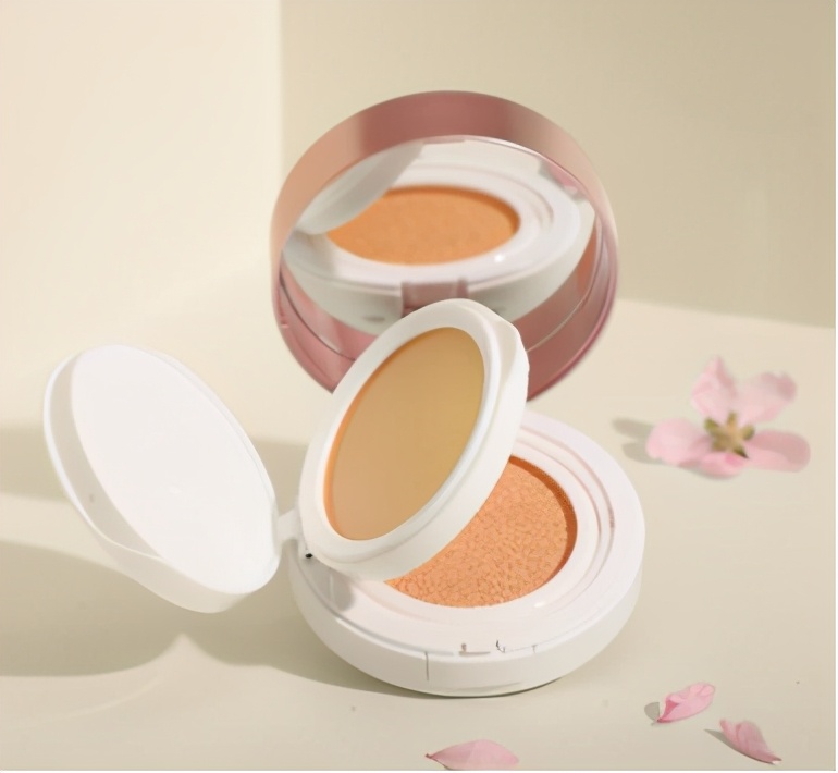 气垫哪一款轻薄自然,气垫哪款好用不脱妆大牌