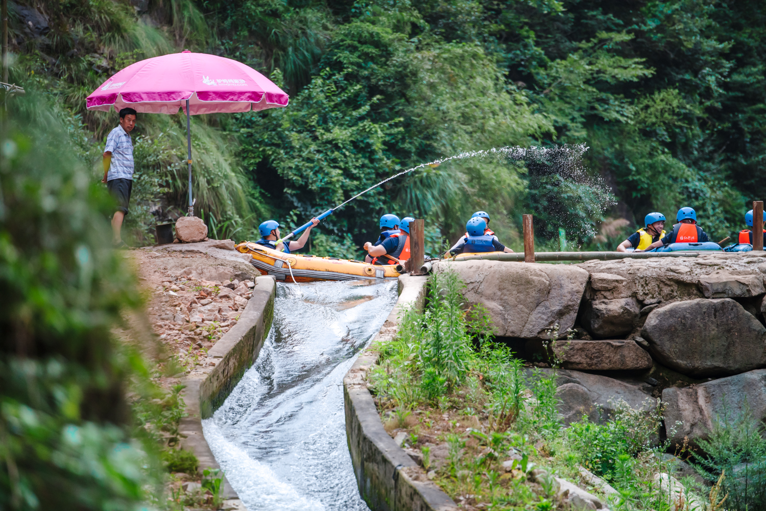 仙龙峡溯溪,安吉仙龙峡漂流可以溯溪吗