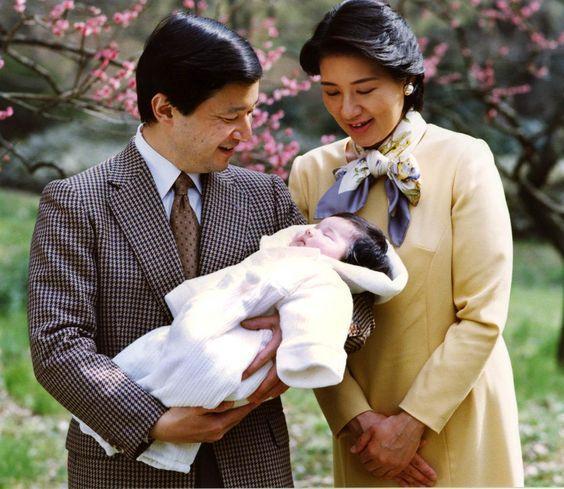 日本皇后凉子和美智子,日本良子皇后的基因真强大