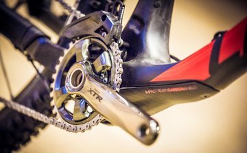 自行车套件的领头羊Shimano和SRAM的比较，区别到底有多大？