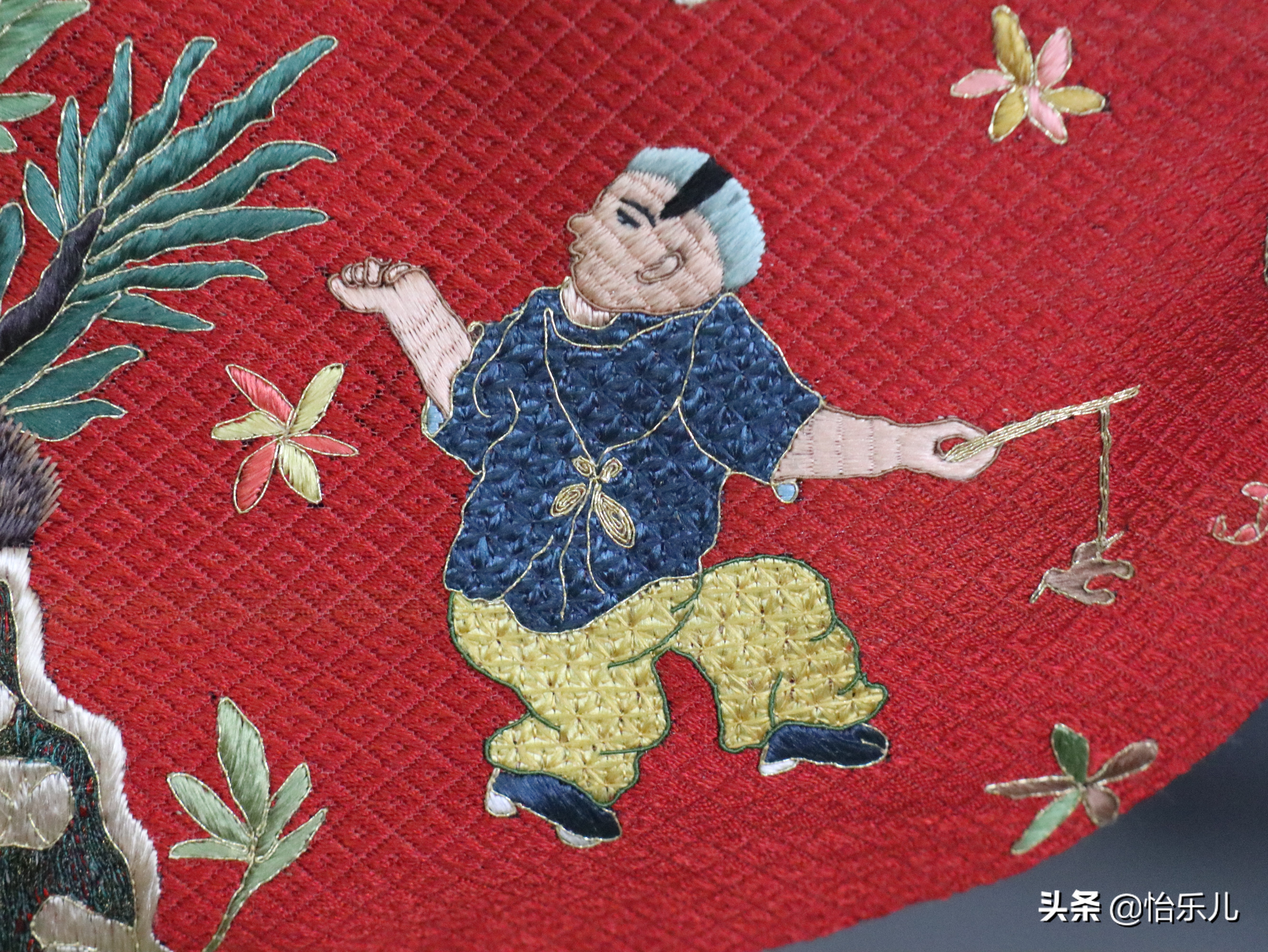 明十三陵出土文物百子衣,明定陵出土服饰