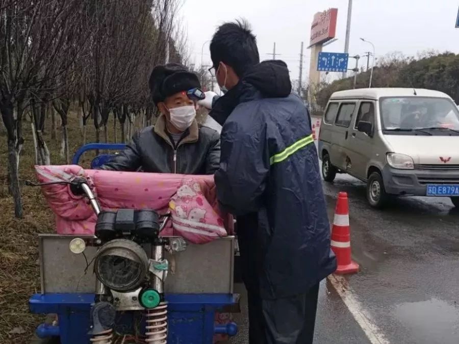 致敬生命中最可爱的你们,致敬抗战一线可爱的你们