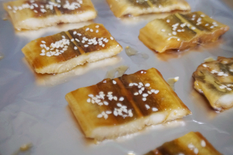 鳗鱼最好吃的做法视频,一周7次都不腻的鳗鱼做法