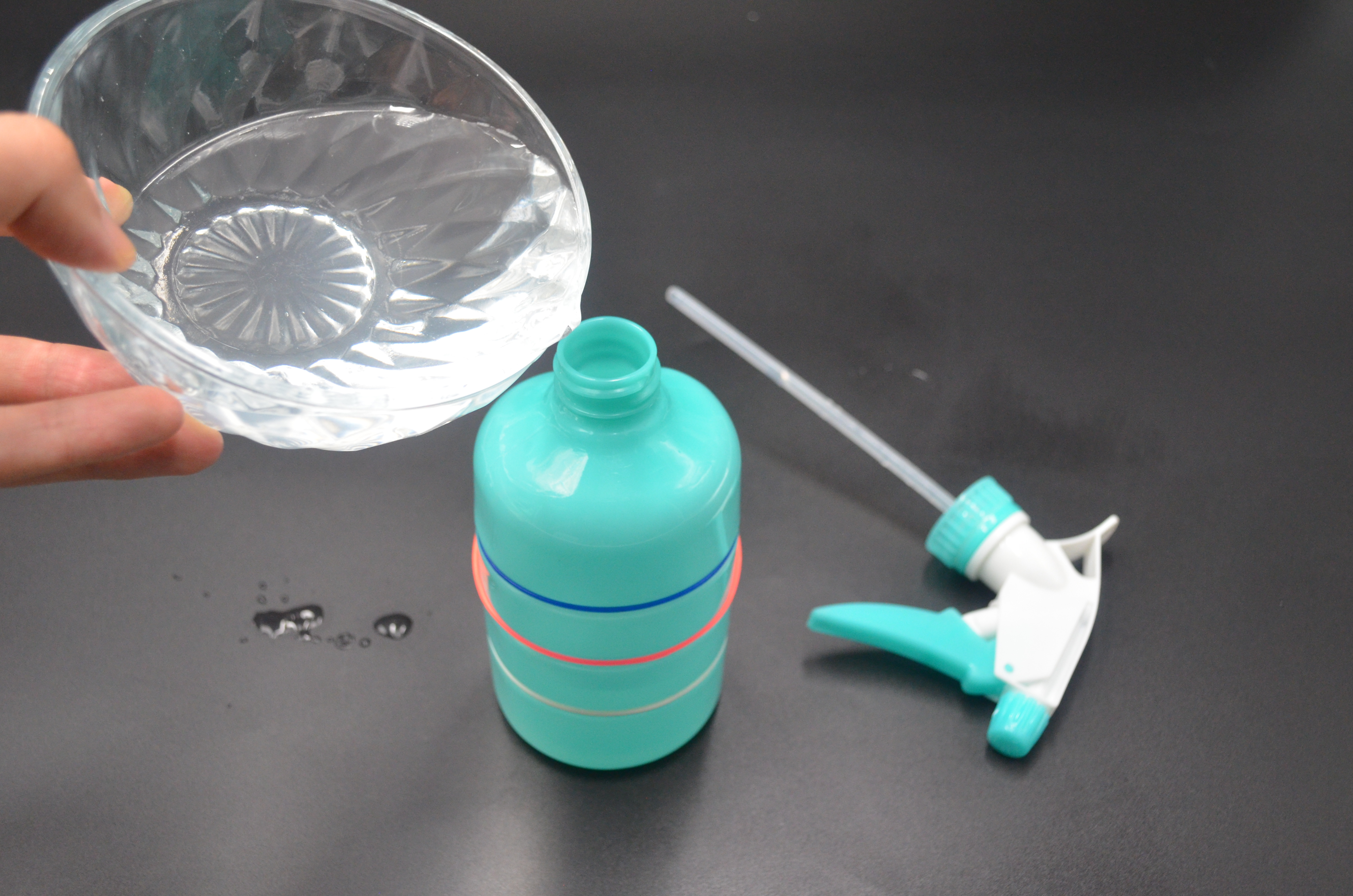 白醋配上花露水效果太神奇了,白醋加花露水怎么兑有什么作用