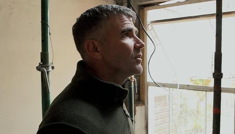 英国纪录片富哥哥穷弟弟,英国版变形计交换人生