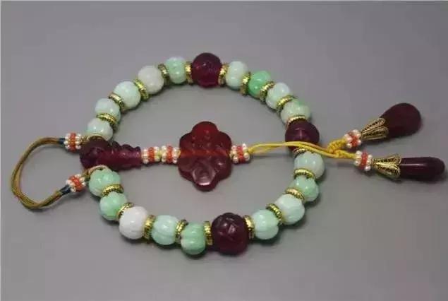 翡翠手串的种类和价格,翡翠手串种类排行