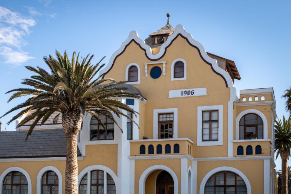 otc借壳上市每年费用,迅实资本深度分析