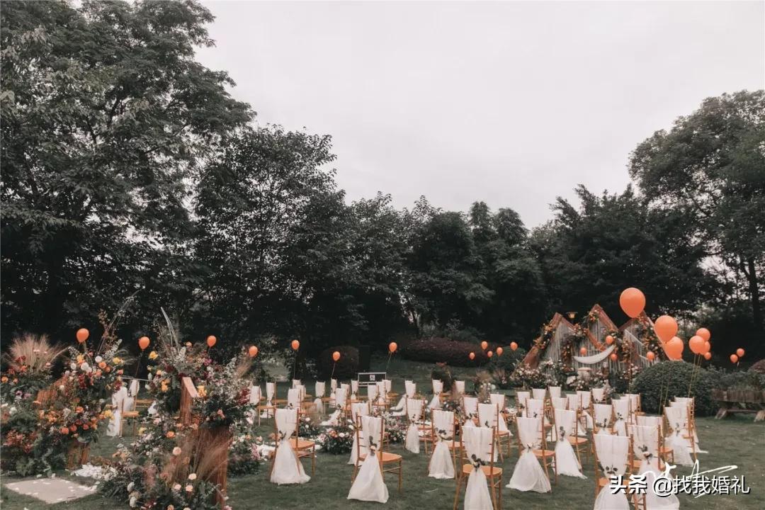 极简西式婚礼户外布置,法式复古婚礼户外效果