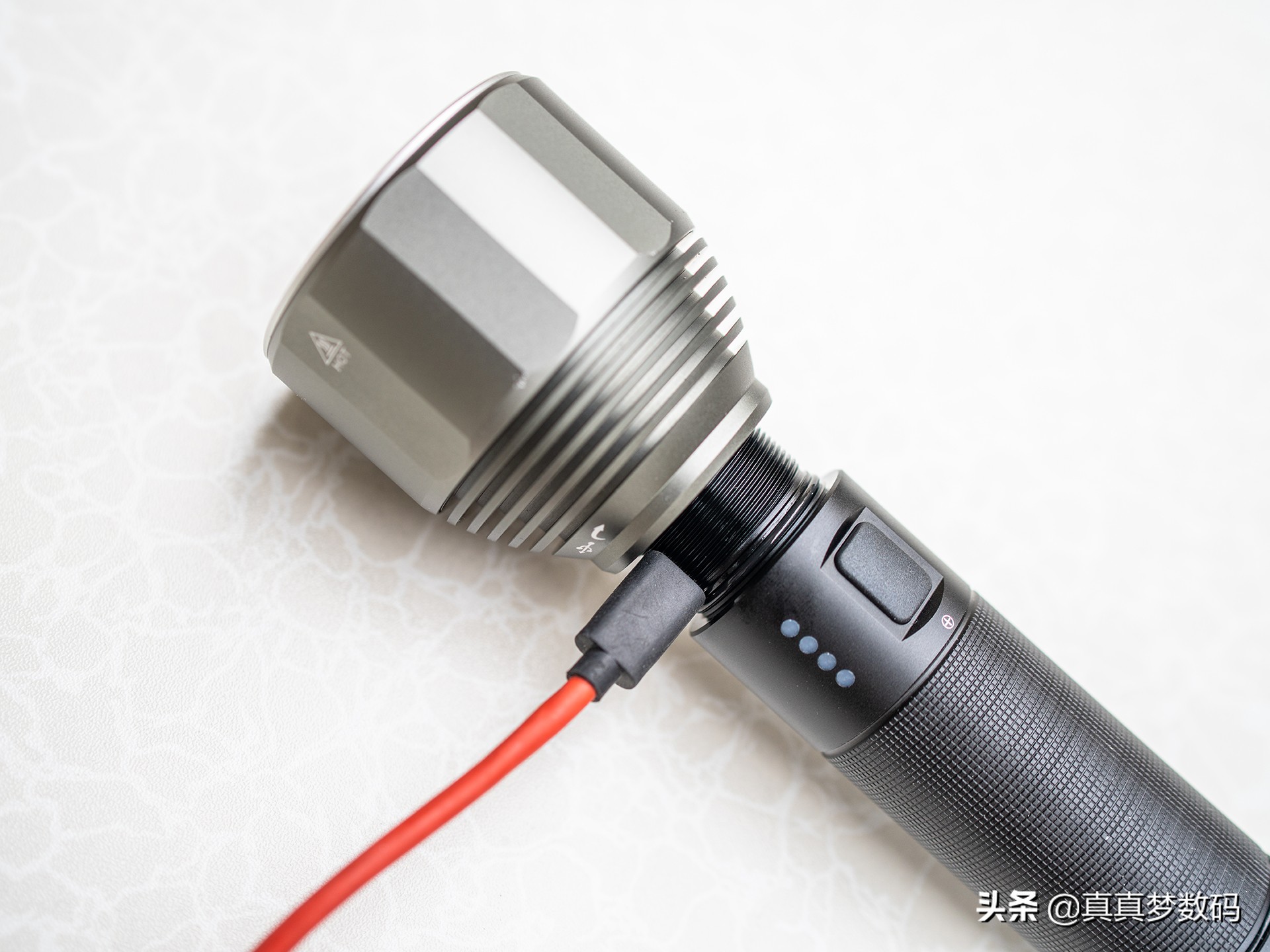 强光手电测评40个灯珠,强光手电评测推荐