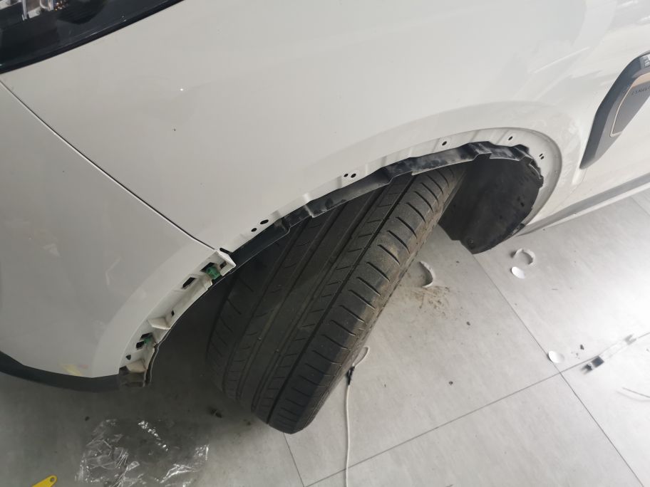 领克01安装前泊车雷达,领克01怎么添加小工具