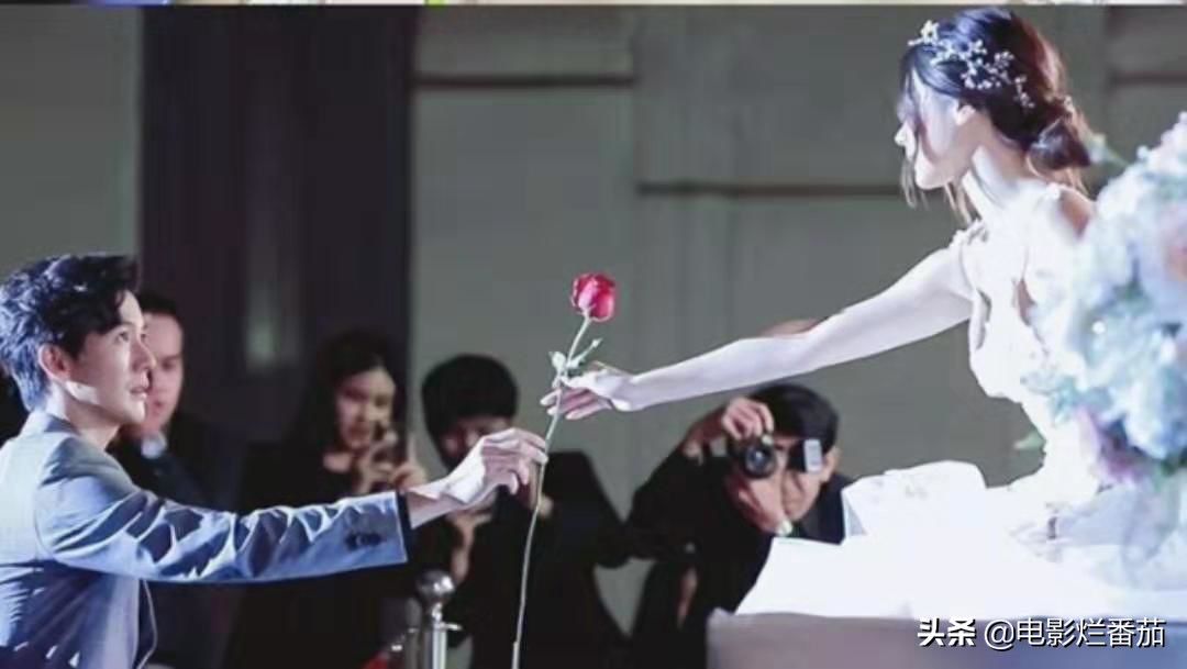 我颤颤巍巍地点开这部变态狗血剧，一拍大腿后悔安利晚了