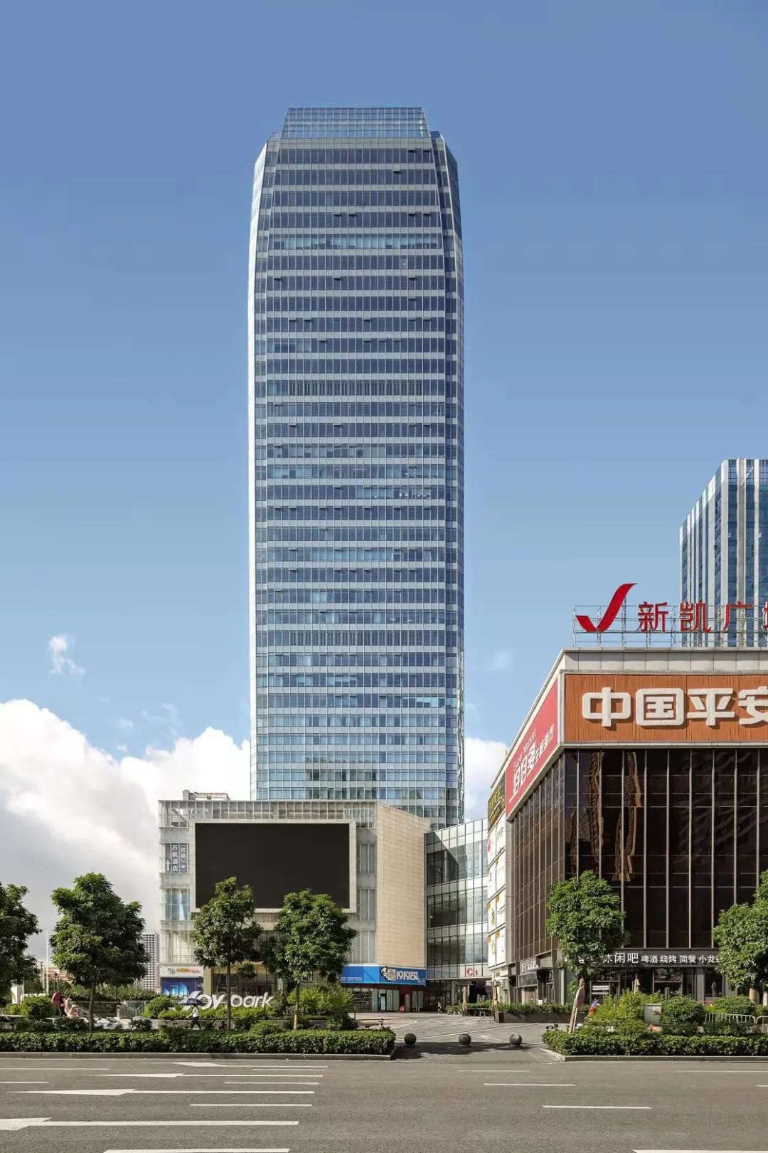 AIM亚美|佛山新凯广场-现代岭南、花园绿城