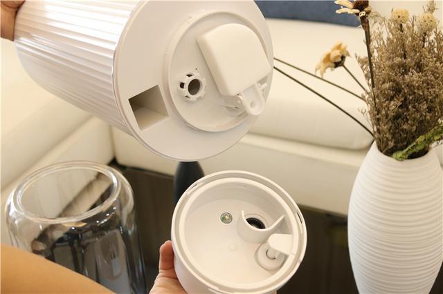 加湿器卧室专用小熊无雾加湿器,加湿功能强大的加湿器测评