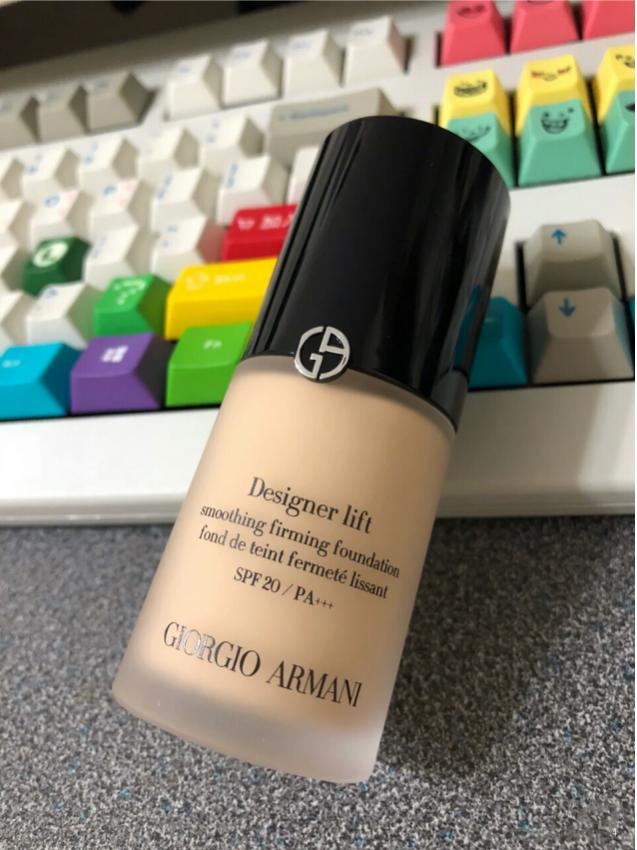 测评:阿玛尼持久,白金养肤,逆龄粉底液很轻薄零差评粉底液