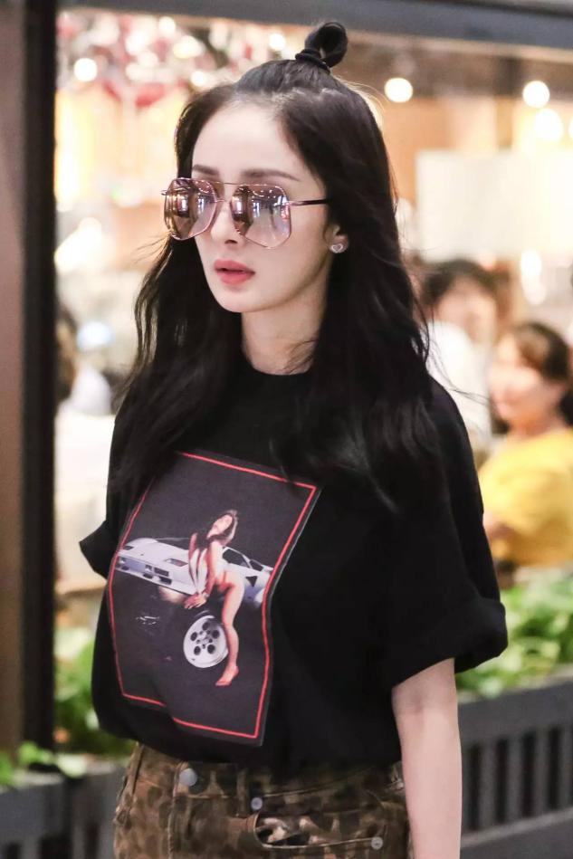 显脸小的半扎披肩发型,大脸女生适合扎怎样的半披发