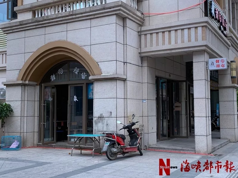 在狗贩子买狗不到半个月死了,宠物店买狗结果是病狗