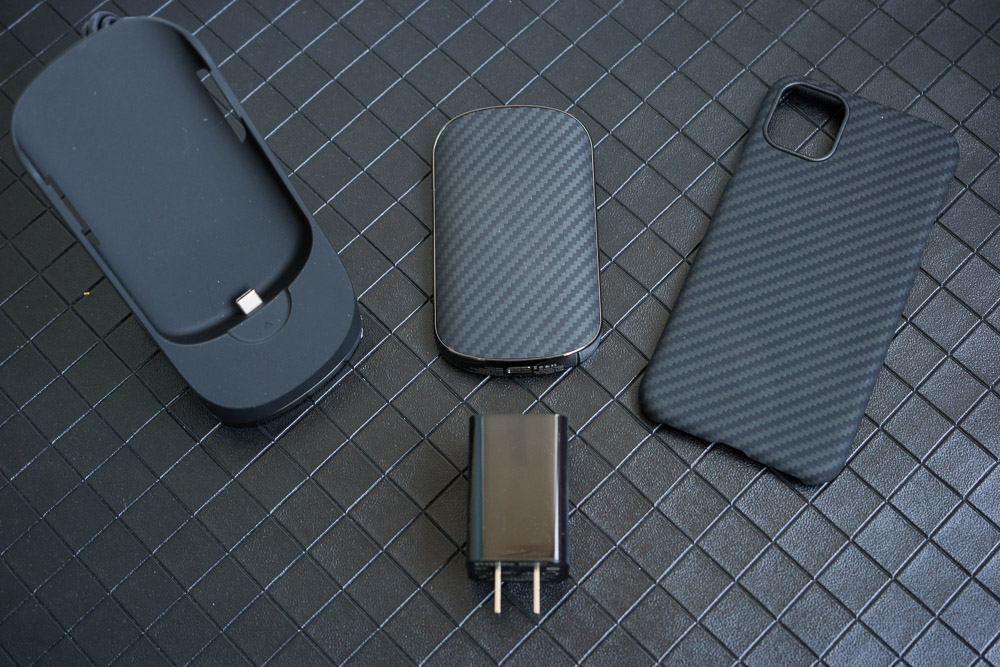 pitaka苹果磁吸充电宝,pitaka苹果三合一无线充电器