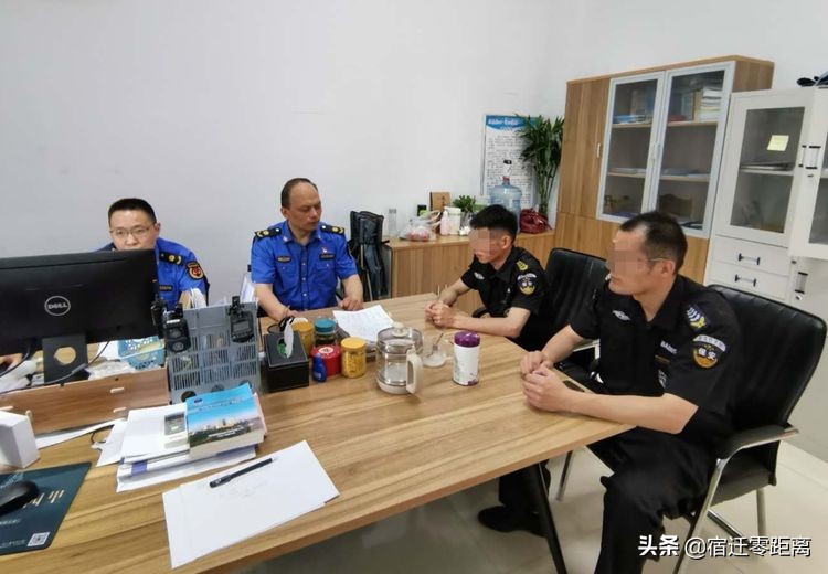 宿迁金鹰物业向古黄河倾倒垃圾被查