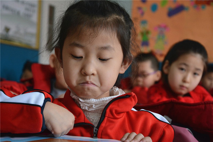 孩子学习不专心走神该怎么办,孩子不会听课上课总走神怎么办