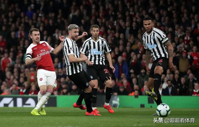 阿森纳2-0力克曼联,阿森纳4比3神奇逆转莱斯特城