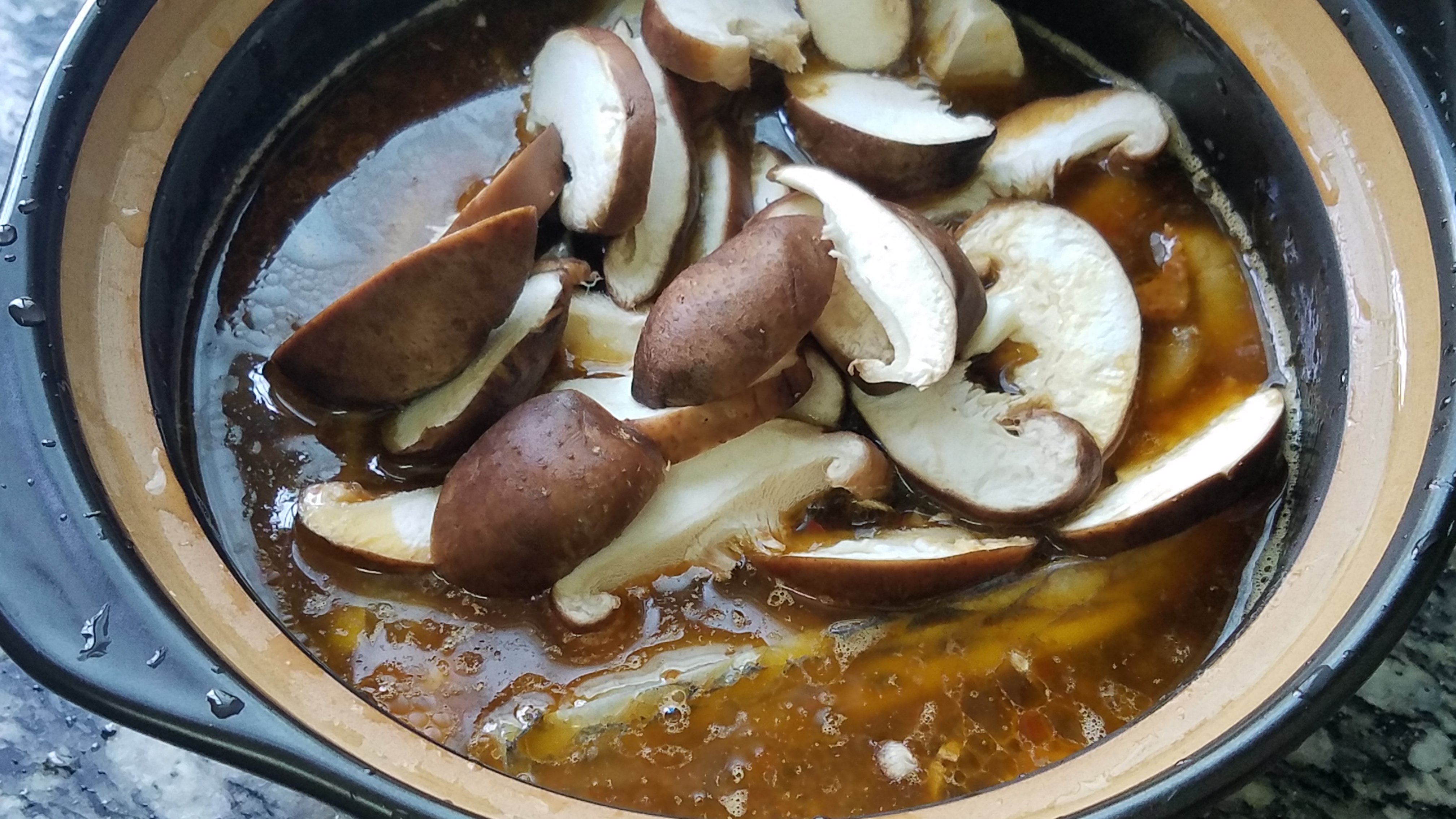 怎么炖鱼豆腐好吃又简单家常做法,江苏连云港豆腐炖鱼的家常做法