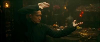 学武术基本功最佳方法,学武术要训练哪些动作视频