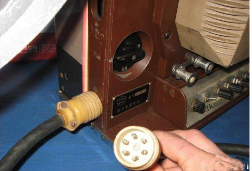 16mm长江胶片电影放映机,南京长江16毫米胶片电影放映机