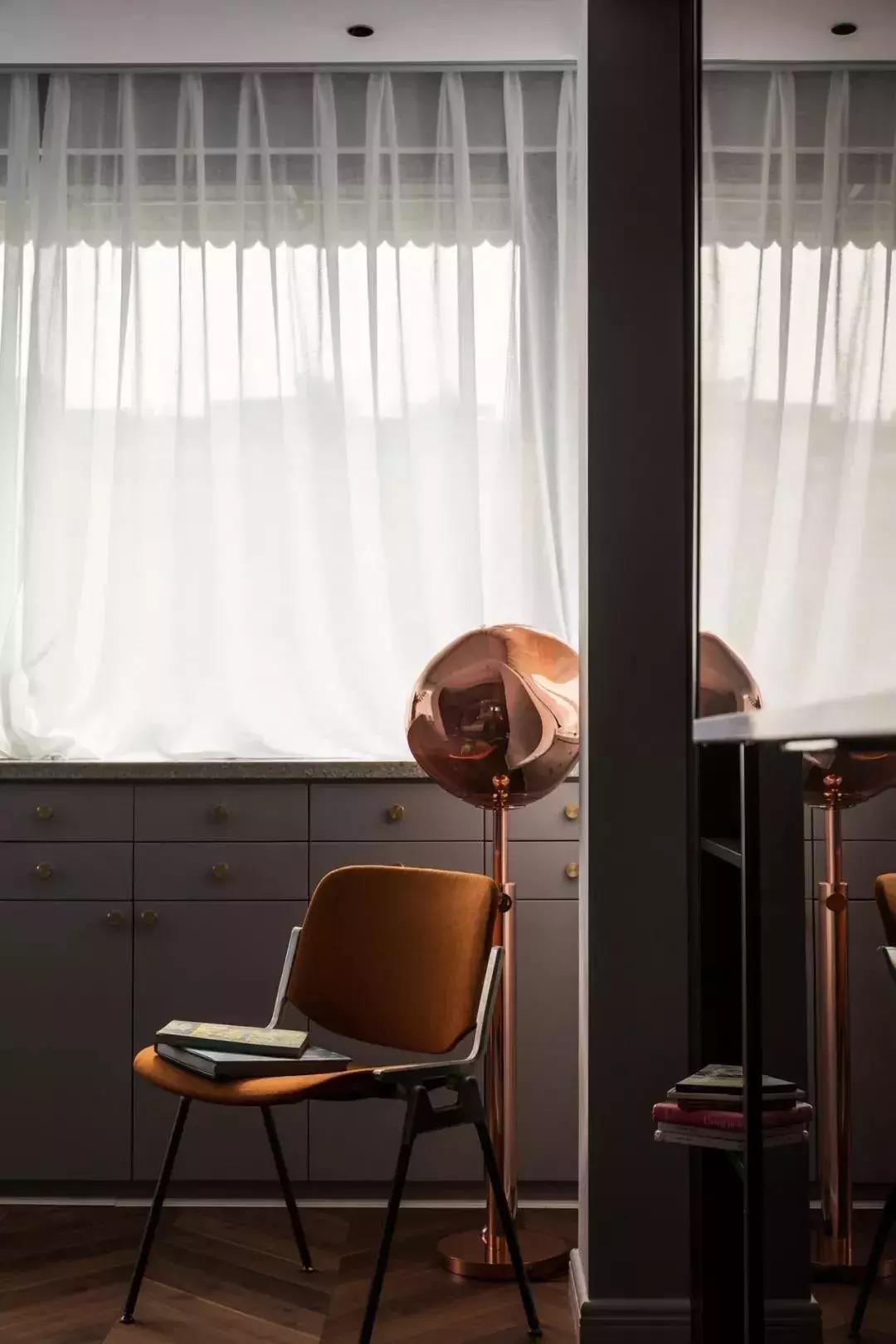 服装设计师的180㎡低调奢华家,超美衣帽间顶一个小户型