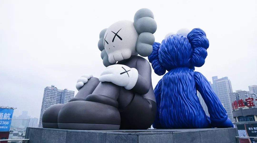 优衣库联名款遭疯抢是在哪里,优衣库联名款遭疯抢回应