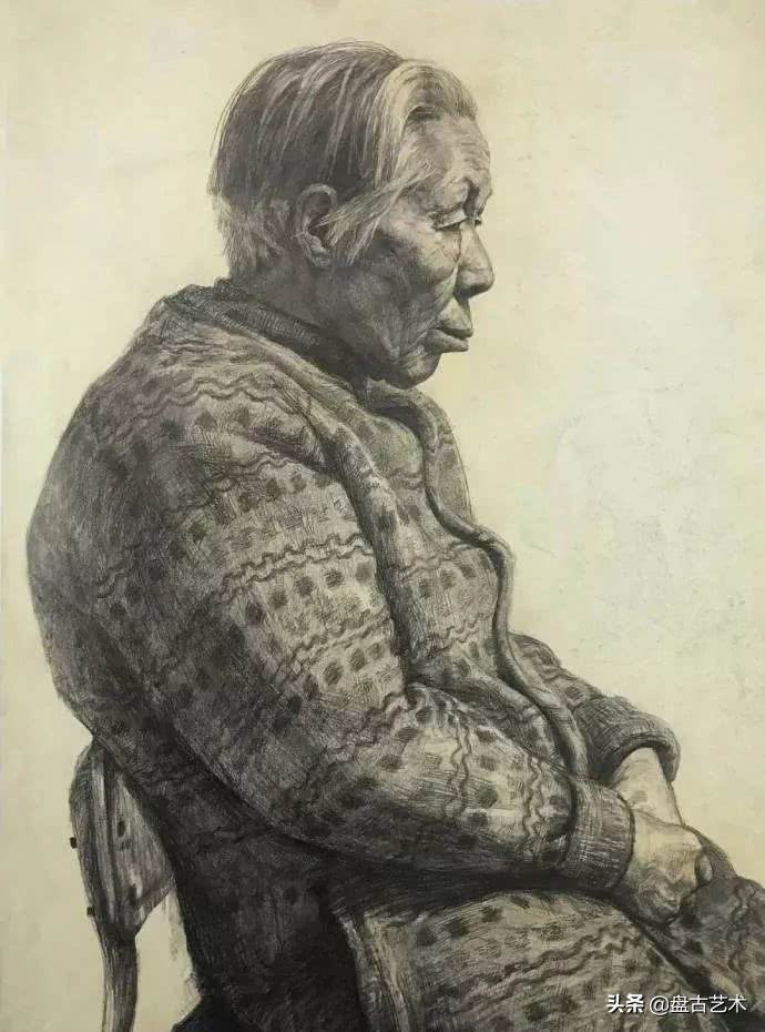 怎样画素描带手半身像才有美感——盘古文化艺术