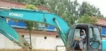 挖机找活都是怎么找的,挖机新手刚出来要找什么活干