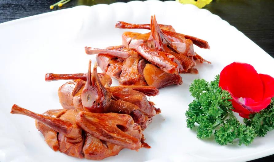 葡萄酒必备技巧,葡萄酒知识的收获总结怎么写好