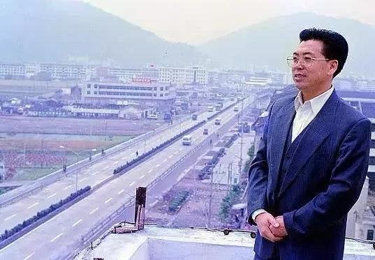 郑元忠创业现状,郑元忠创业经历