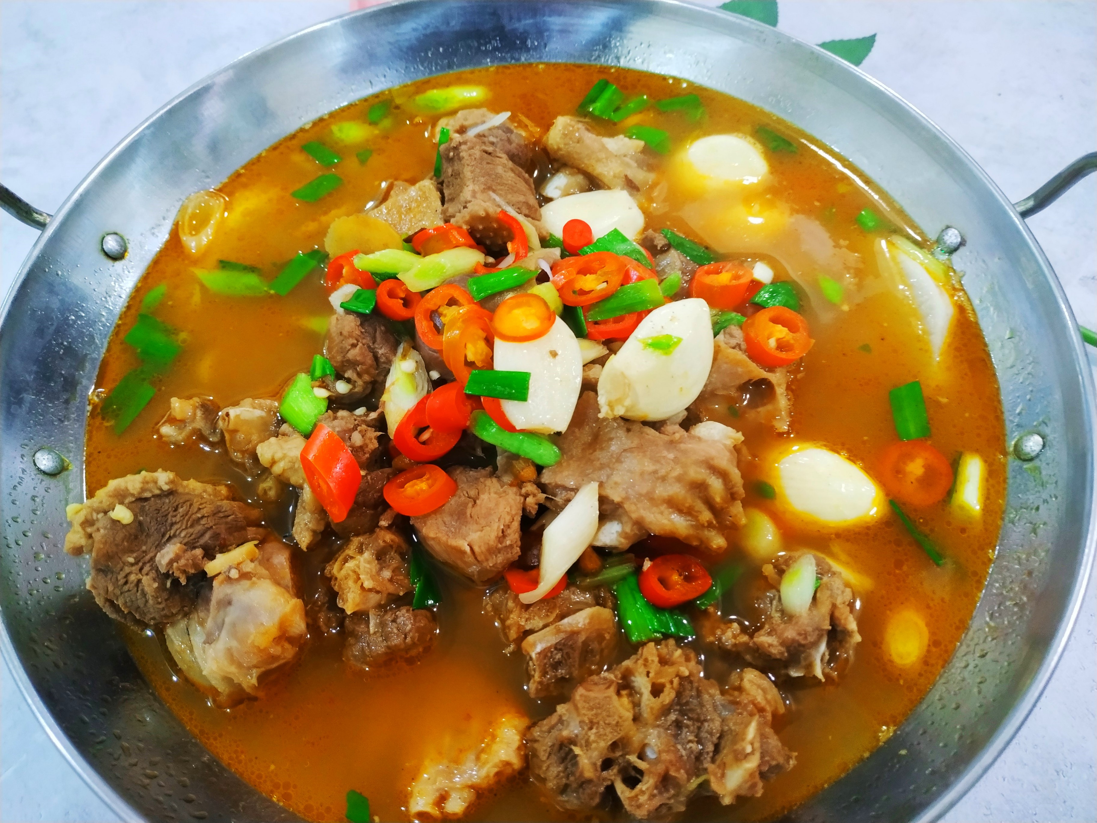 夏季吃鸭肉好还是鸡肉好,夏季吃鸭肉有什么好处