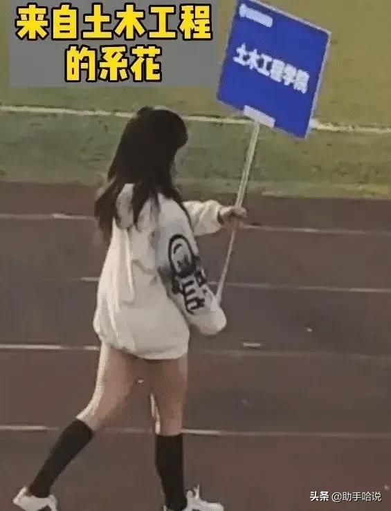 女生的打*裤底**太勒怎么办?哈哈哈哈哈,妈妈改后感到了窒息